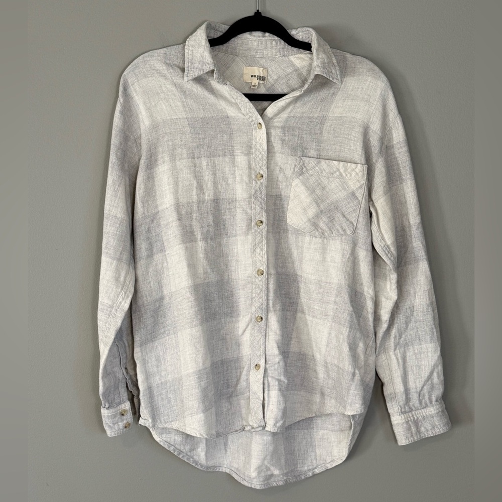 Wilfred Free Plaid Flannel Button-Up Shirt in Light Grey (Size S)